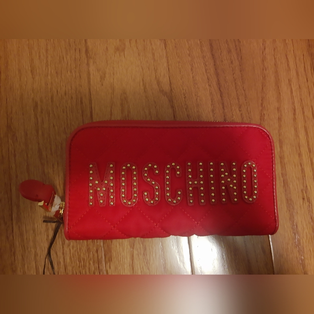 New Moschino red wallet